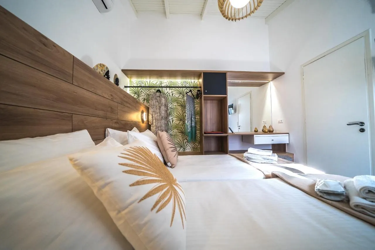 Apartment Plazasuite1600 Rethymno  Greece
